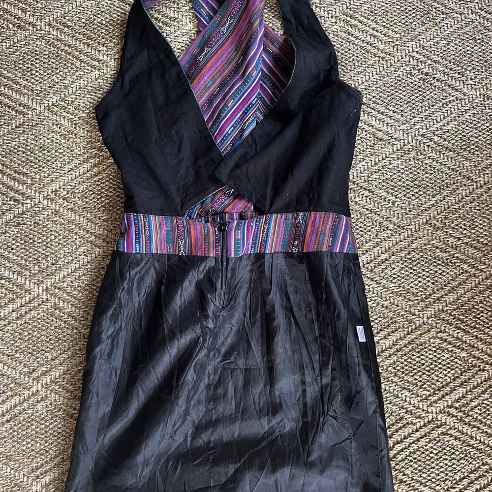 Cute Patterned Dress - Picture 7 of 11